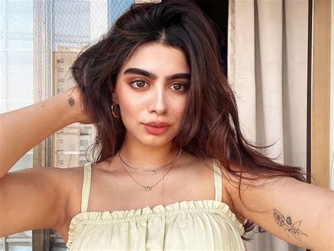 khushi kapoor sex|Khushi.